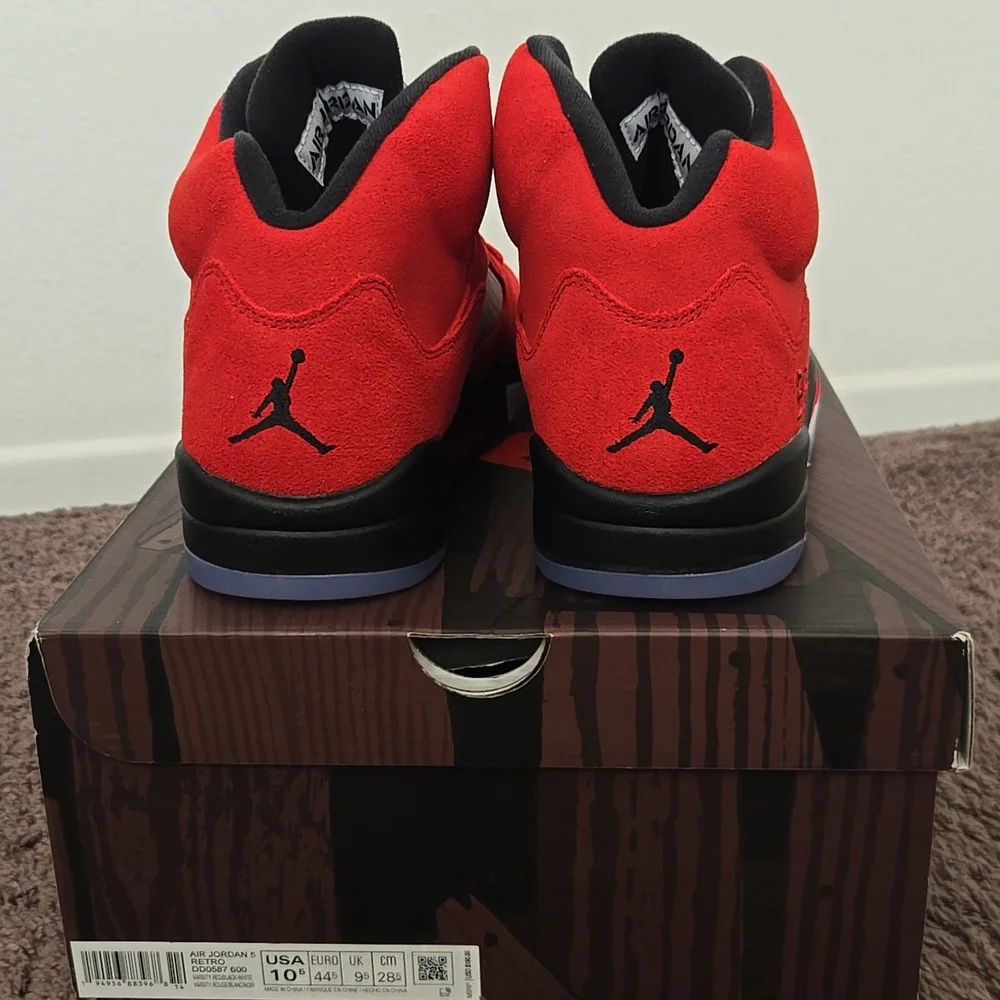 Raging Bull Jordan 5 Toro Bravo Deadstock - Picture 8 of 8